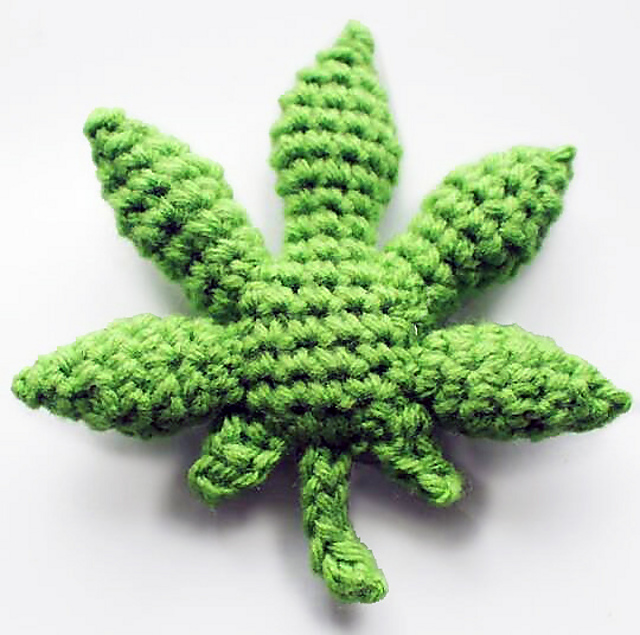 Weed Leaf Amigurumi