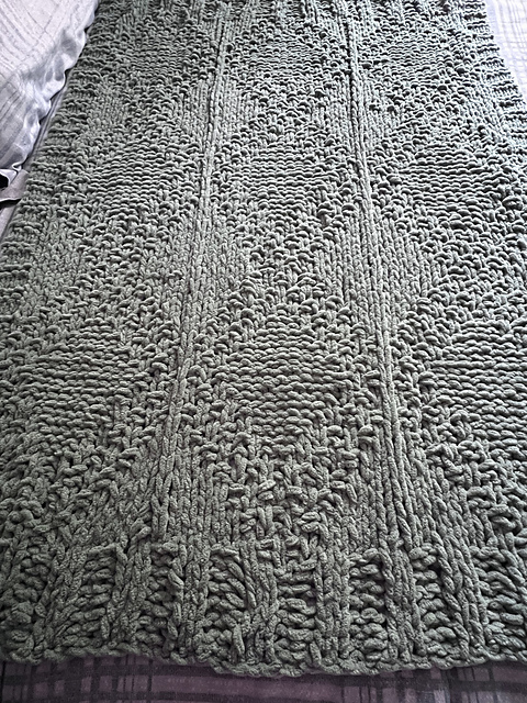 Large Diamonds Baby Blanket