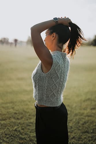 Emery Vest and Pull