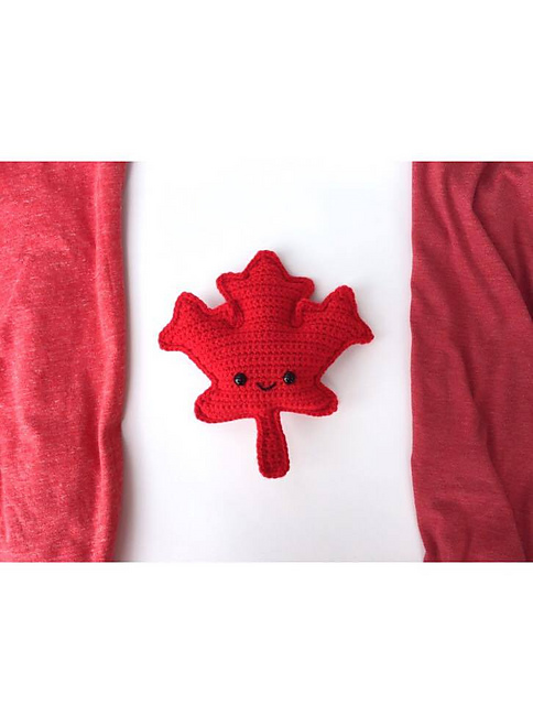 Maple Leaf Amigurumi