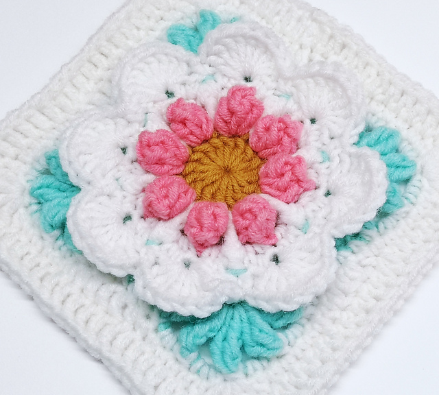 3D Flower Square V